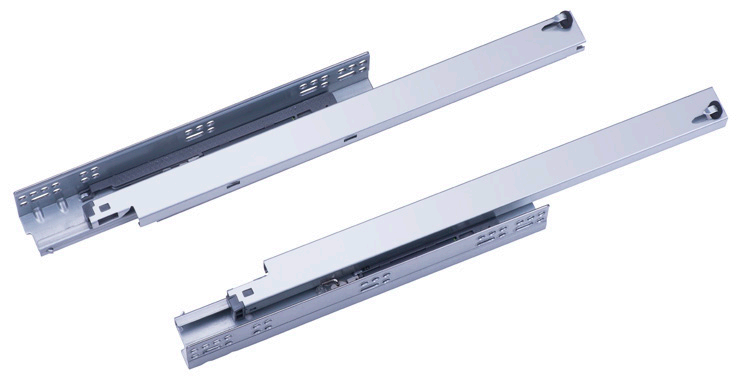 Single-extension push-open slide with 1D handle